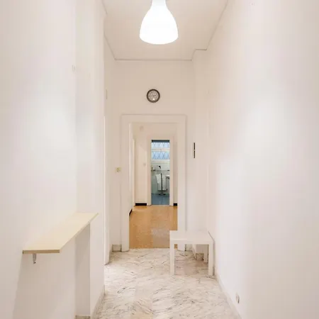 Joivy Sunny 3-bed Flat With Balconies Apartament *