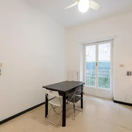Joivy Sunny 3-bed Flat With Balconies * Genua