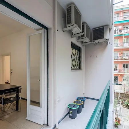 Joivy Sunny 3-bed Flat With Balconies Genua